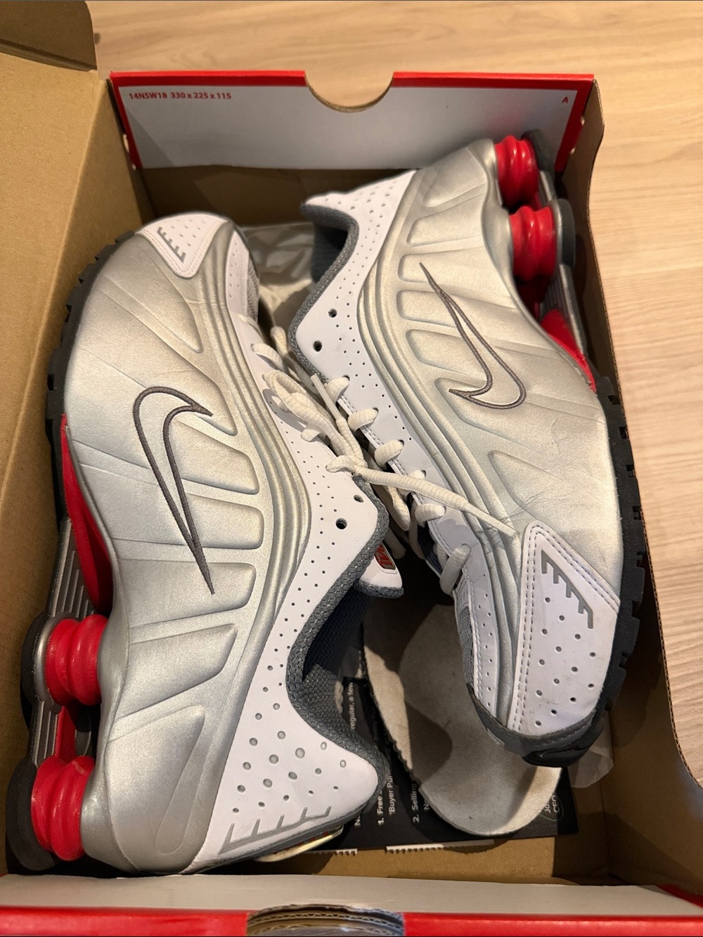 Nike Shox R4 - size 8.5